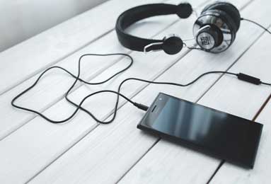 意甲媒体透露：米兰深入格雷茨卡谈判，球员要求米兰顶薪，与莱奥和即将续约的迈尼昂看齐